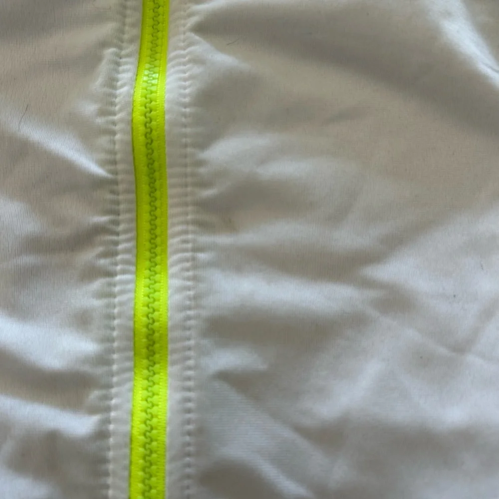 Puma kids tracksuit. Gray, white and neon yellow. 4T - Picture 7 of 7